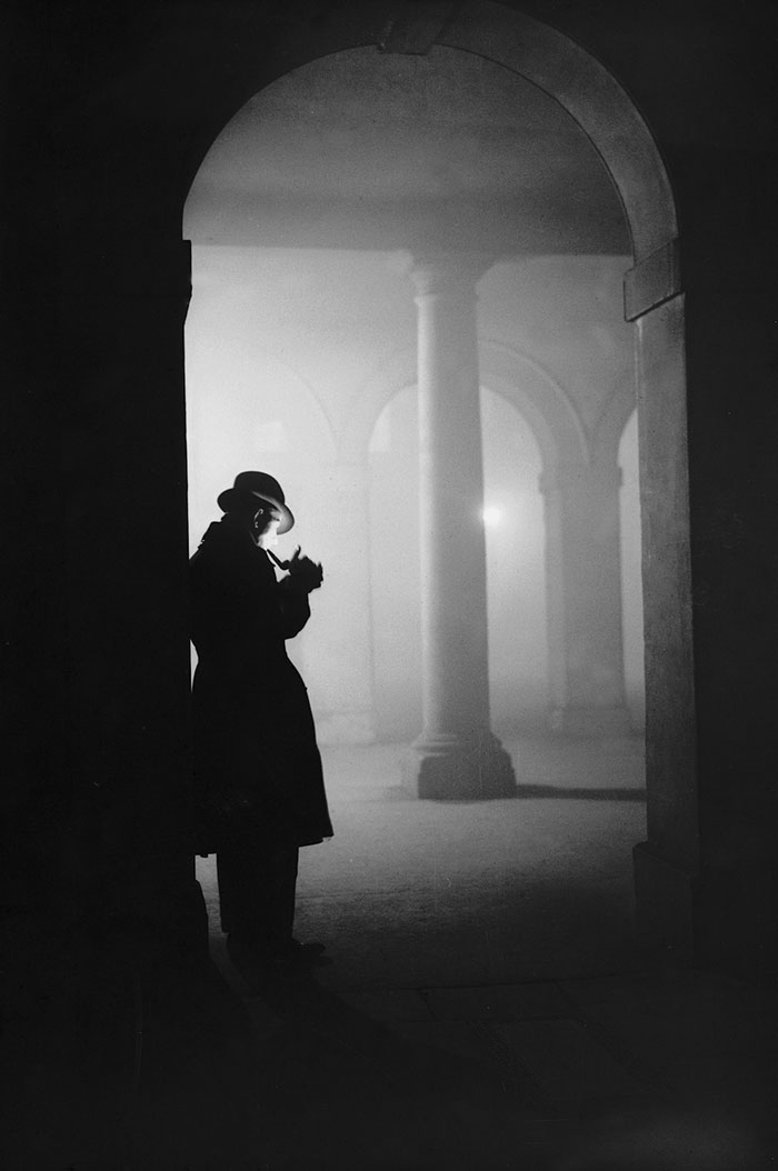 20th-century-london-fog-vintage-photography-13