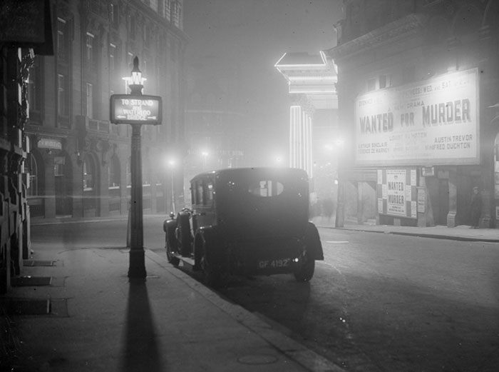 20th-century-london-fog-vintage-photography-12