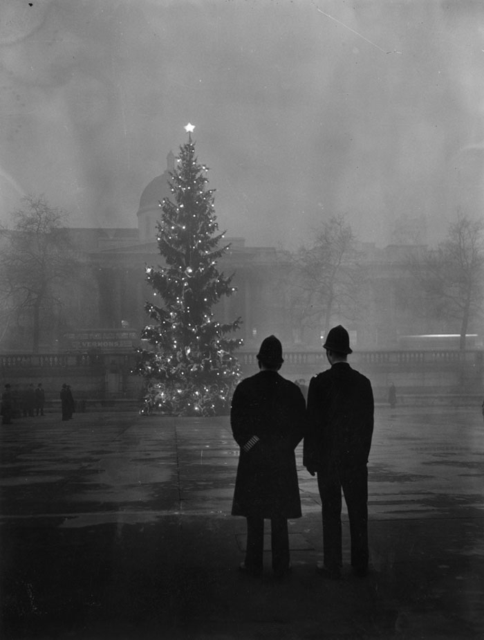 20th-century-london-fog-vintage-photography-9