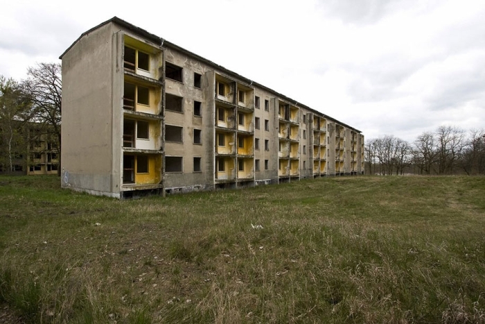 abandoned-olympic-venues-urban-decay-11