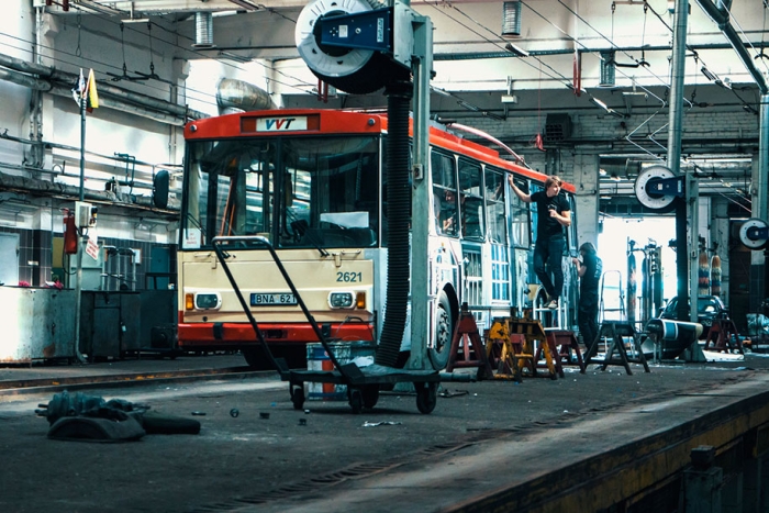 vanishing-trolleybus-vilnius-street-art-festival-liudas-parulskis-5