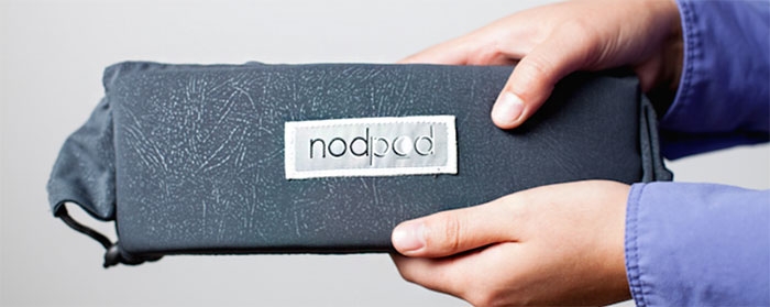 head-hammock-travel-pillow-sleep-plane-nodpod-2
