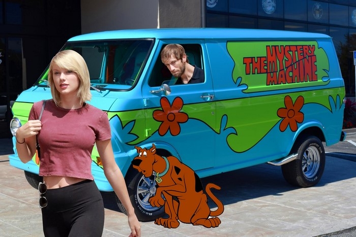 taylor-swift-creepy-guy-photoshop-battle-4