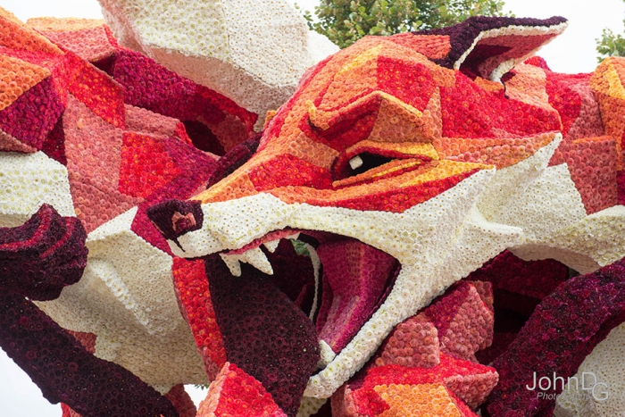 giant-flower-sculpture-parade-corso-zundert-2016-netherlands-16