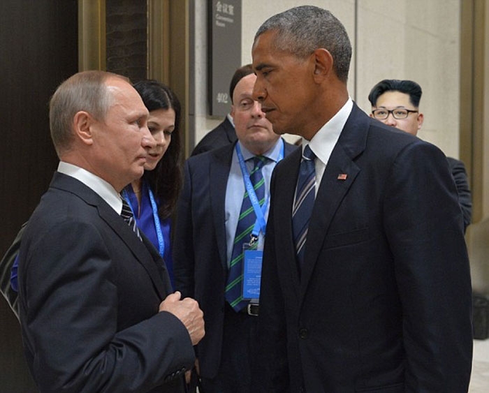 obama-putin-death-stare-photoshop-battle-troll-5