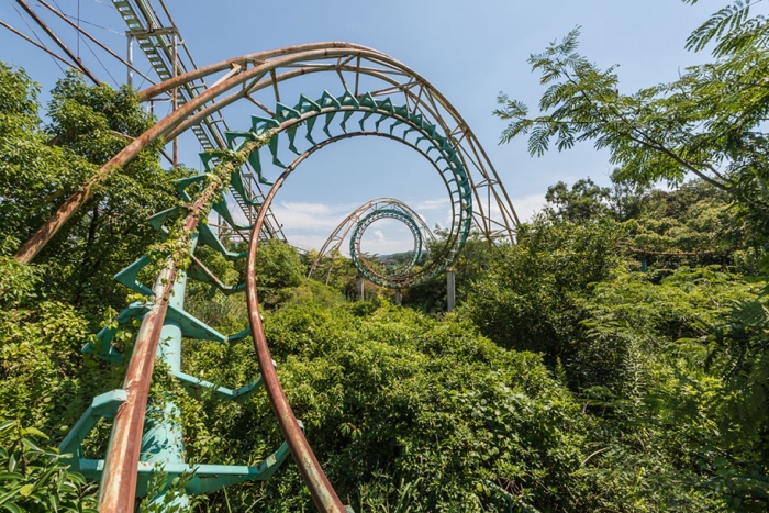 abandoned-theme-park-nara-dreamland-japan-romain-veillon-5