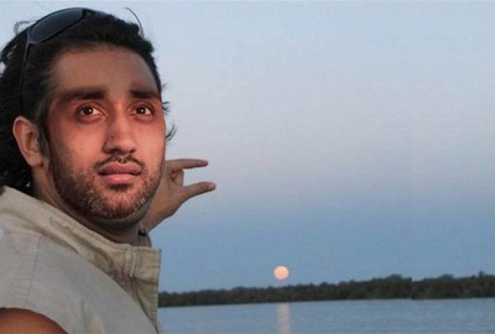pro-photographer-roast-photoshop-battle-pratik-naik-2