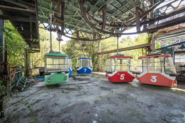 abandoned-theme-park-nara-dreamland-japan-romain-veillon-13