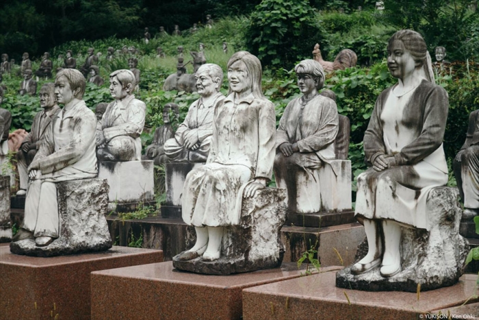 creepy-statues-forbidden-forest-japan-yukisons-ken-ohki-10