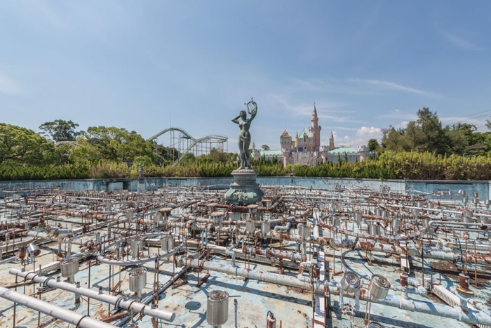 abandoned-theme-park-nara-dreamland-japan-romain-veillon-9