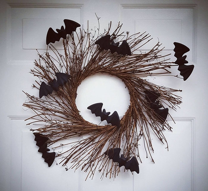 creepy-halloween-wreaths-8