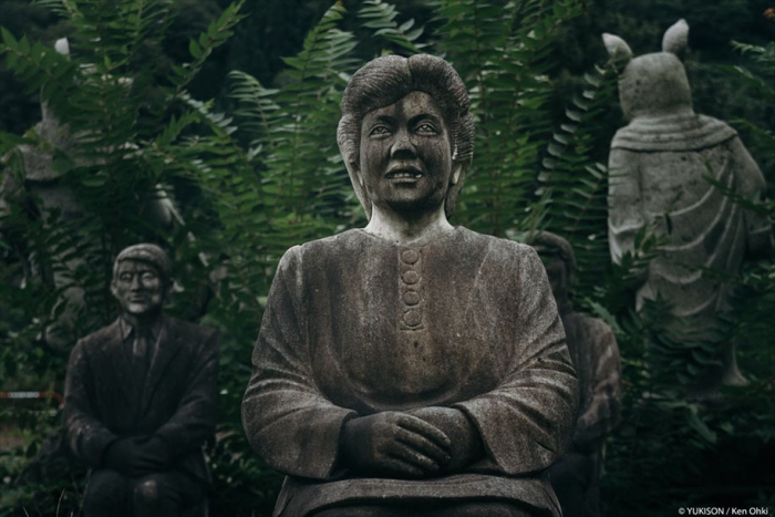 creepy-statues-forbidden-forest-japan-yukisons-ken-ohki-6