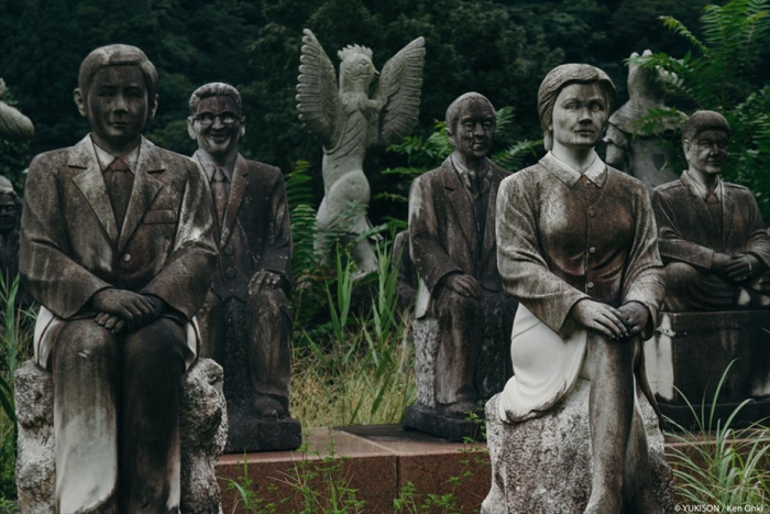 creepy-statues-forbidden-forest-japan-yukisons-ken-ohki-8