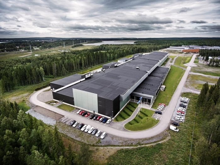 facebook-server-farm-arctic-lule-sweden-8