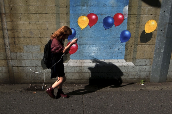 unique-japan-street-photography-18