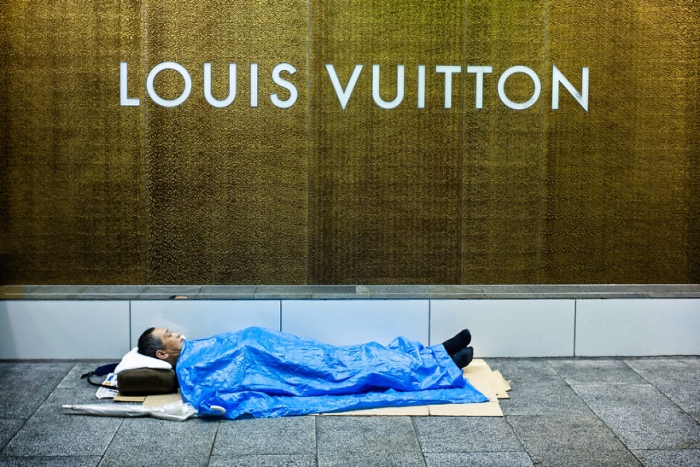 unique-japan-street-photography-7