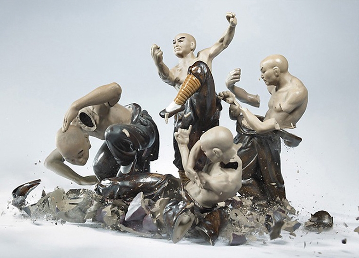shattered-porcelain-dolls-fight-martin-klimas-16