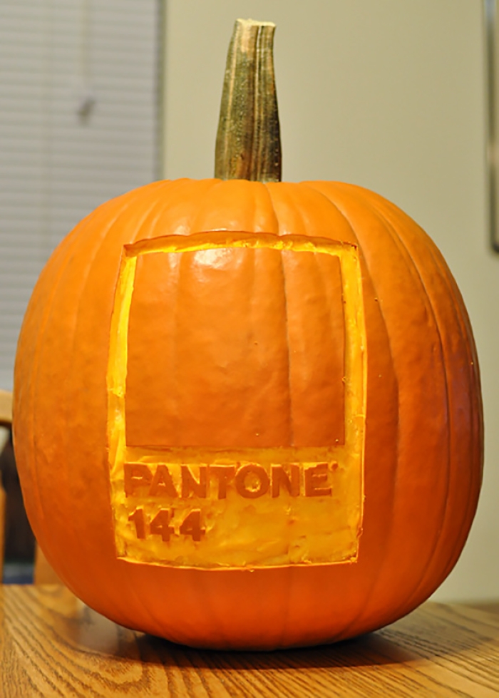 creative-designer-pumpkin-carvings-19