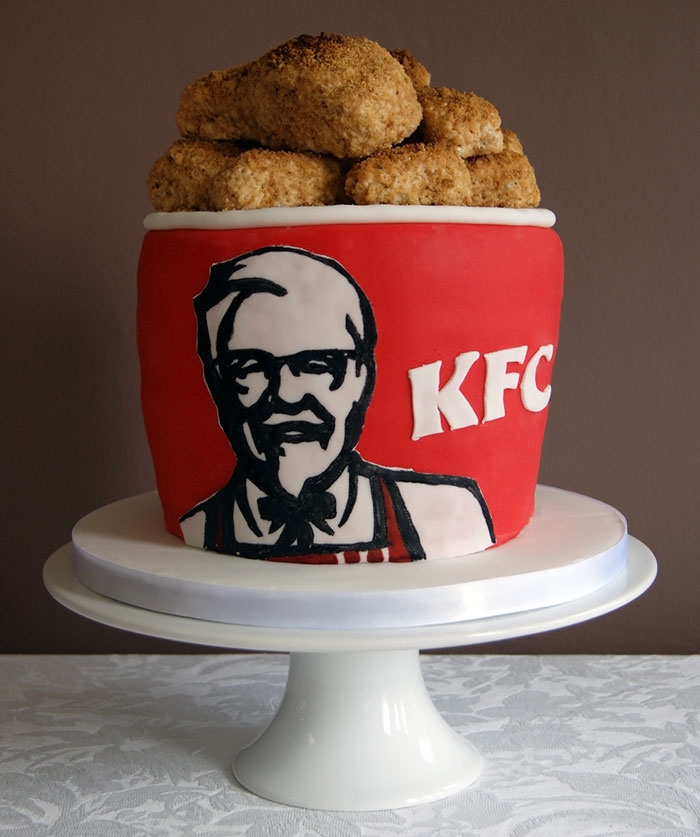 junk-food-cakes-laura-loukaides-1-2