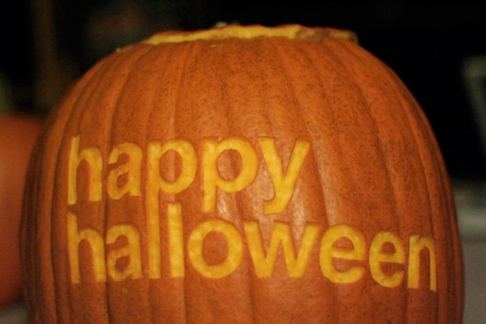 creative-designer-pumpkin-carvings-9