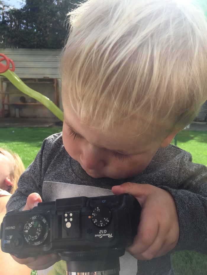 19-month-old-kid-photographer-canon-g12-timothy-jones-32