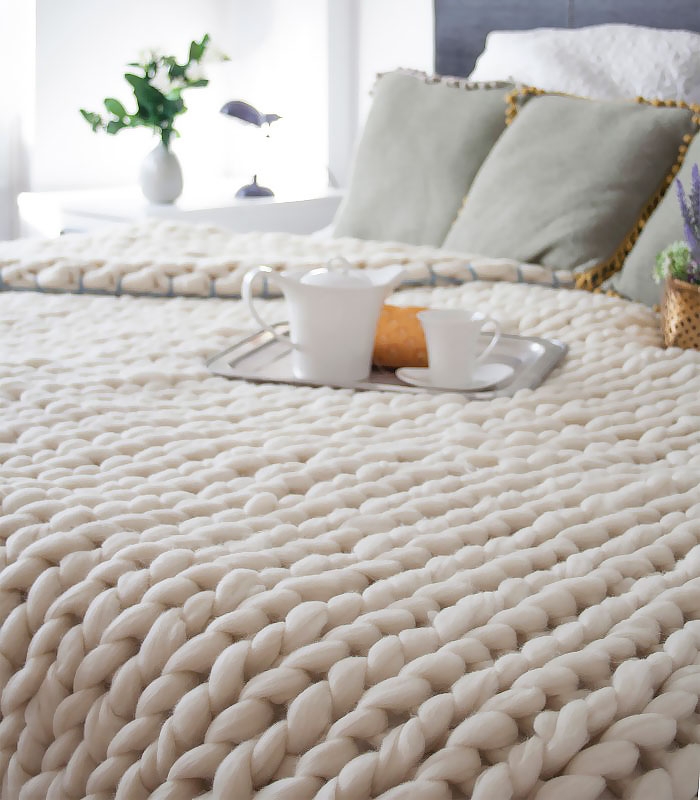 extreme-knitting-blanket-tutorial-laura-birek-5