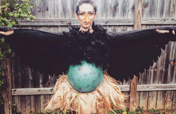 pregnancy-halloween-costume-ideas-11