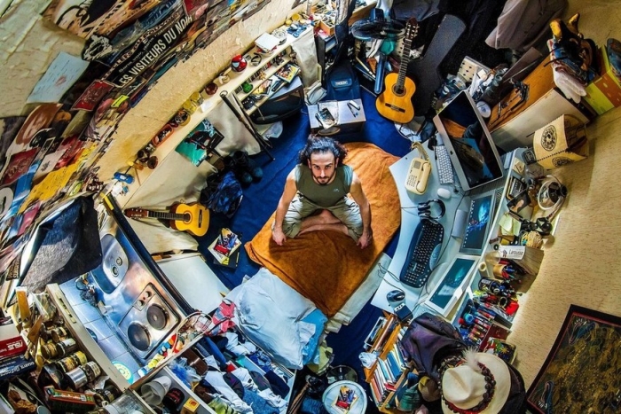 bedrooms-around-world-my-room-project-john-thackwray-9