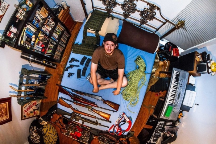bedrooms-around-world-my-room-project-john-thackwray-17