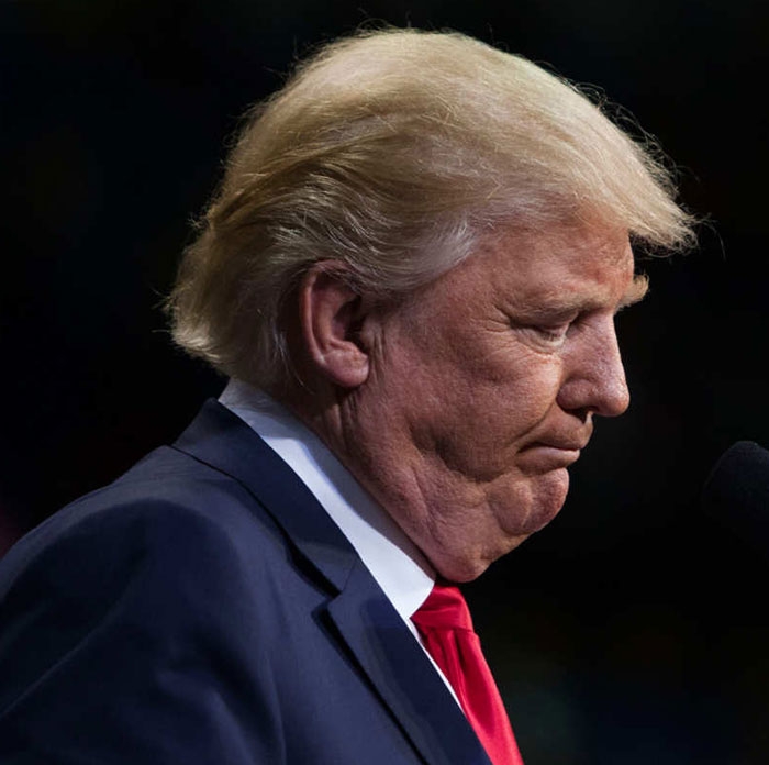 donald-trump-big-chin-photo-photoshop-battle-7