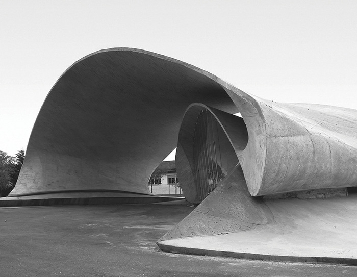 brutalism-photography-peter-chadwick-6