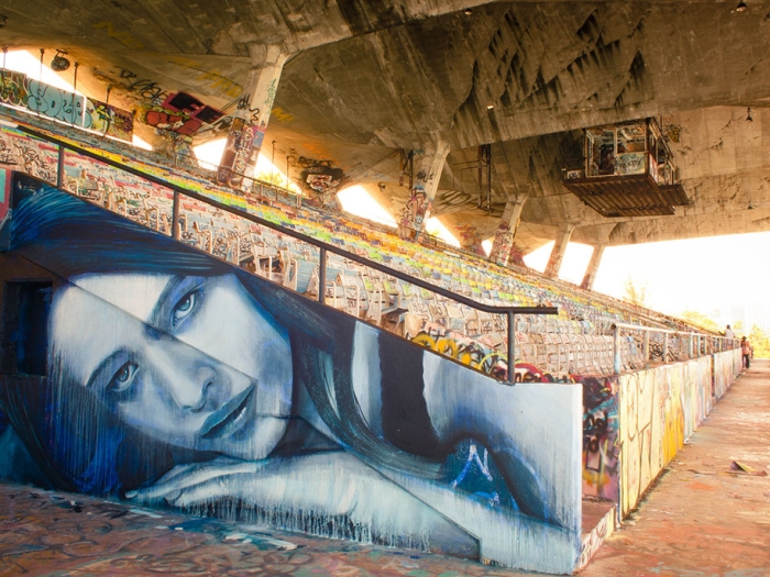 intimate-portraits-abandoned-houses-street-art-empty-rone-59