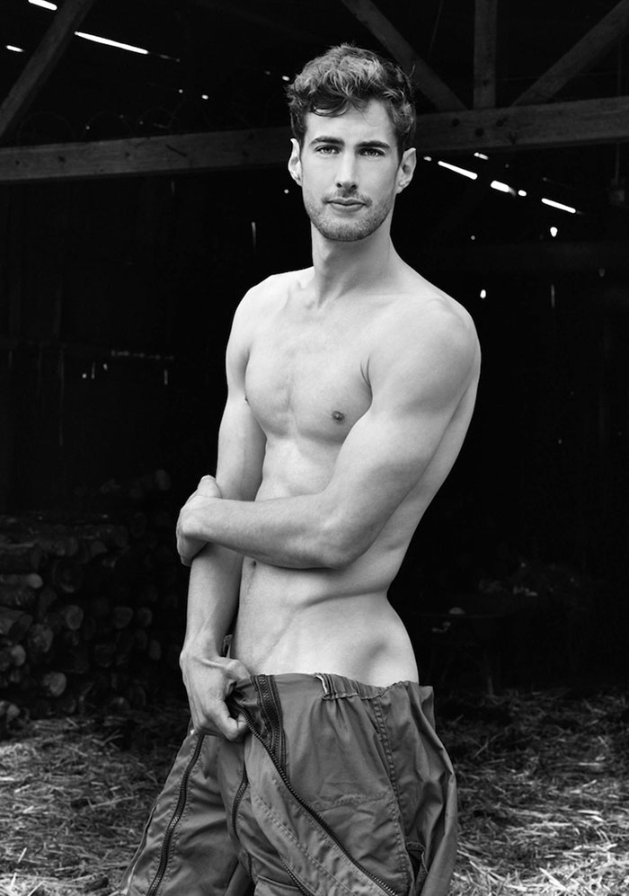 2017-french-farmers-calendar-fred-goudon-1