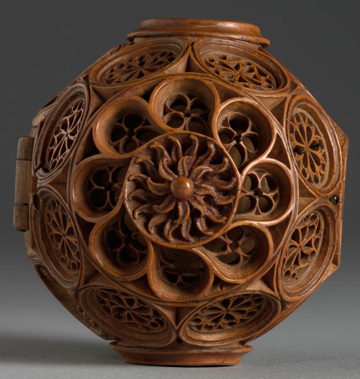 miniature-boxwood-carvings-16th-century-6