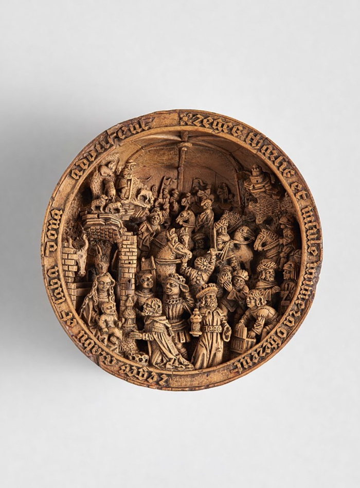 miniature-boxwood-carvings-16th-century-11