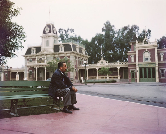 disneyland-opening-day-1955-9