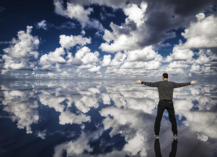 perspective-reflections-optical-illusions-3