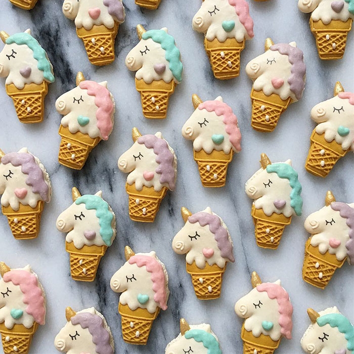 unicorn-macarons-2
